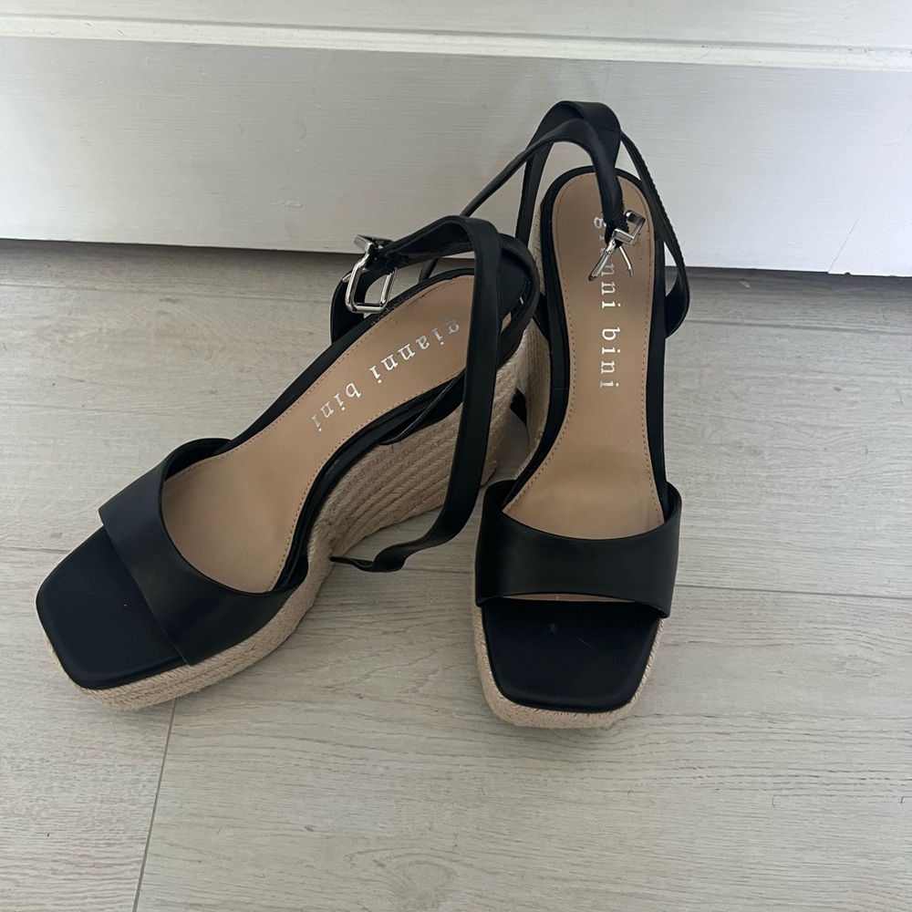 Gianni Bini Black and Tan Wedge Slingback Sandals